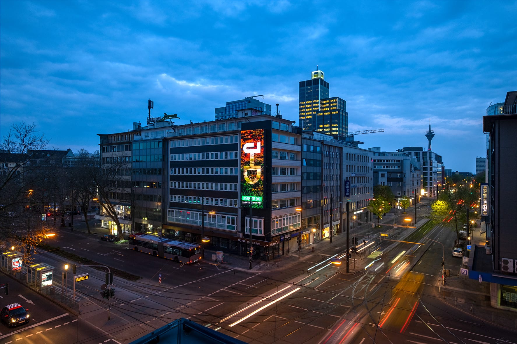 justdiggit_duesseldorf_mega-vision-graf-adolf-strasse-berliner-allee_51
