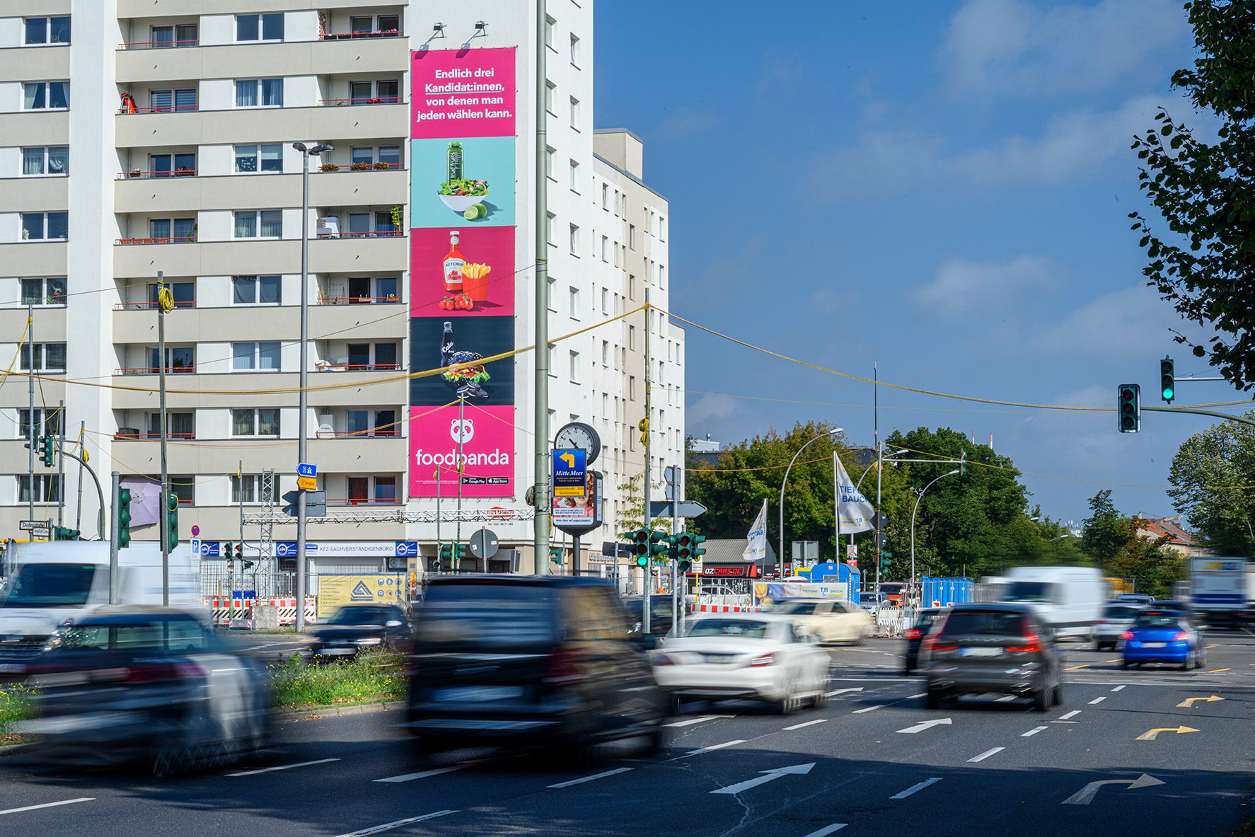 OOH Werbung von Delivery Hero in Berlin Kreuzberg