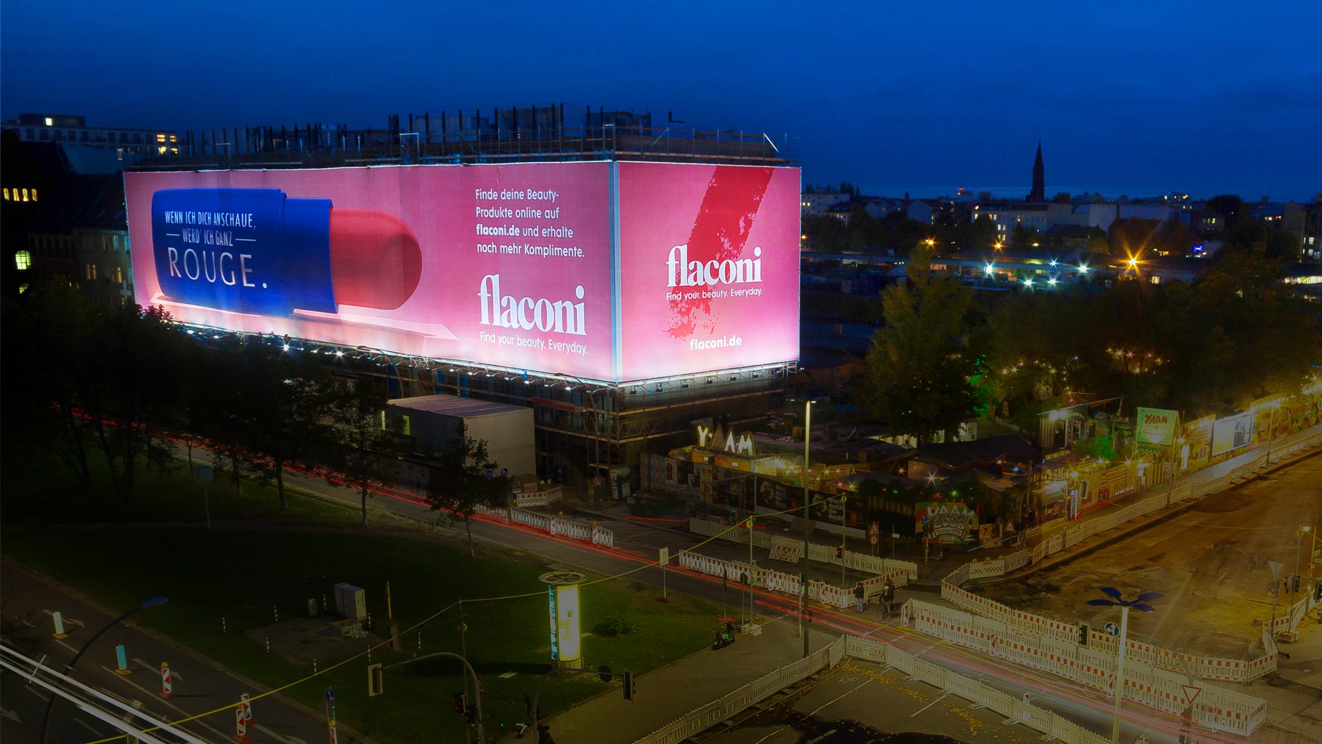 Außenwerbung von Flaconi in Berlin am Ostbahnhof