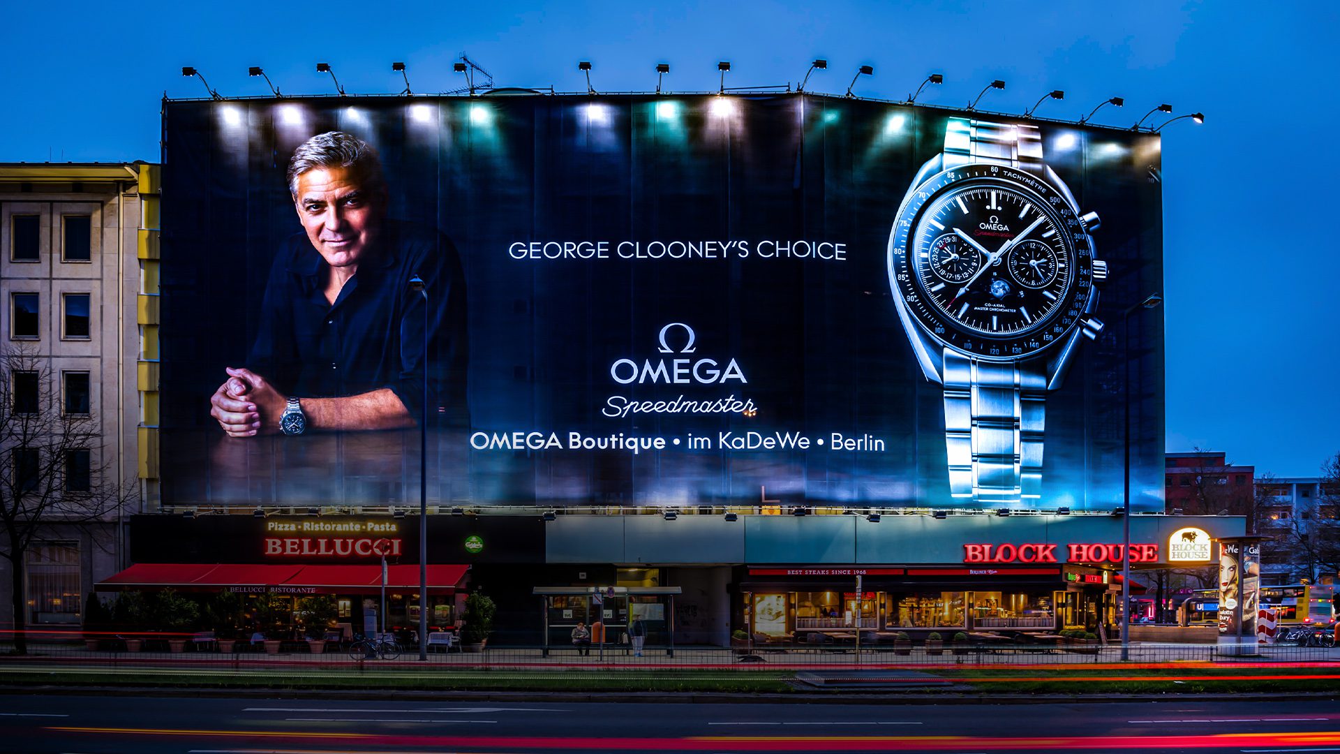 Werbekampagne für Omega in Berlin City West am Kurfürstendamm