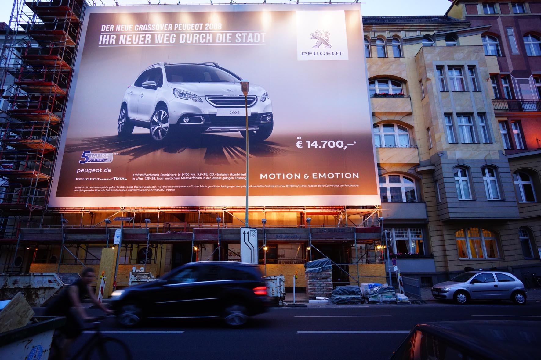 Peugeot Riesenposter in Berlin