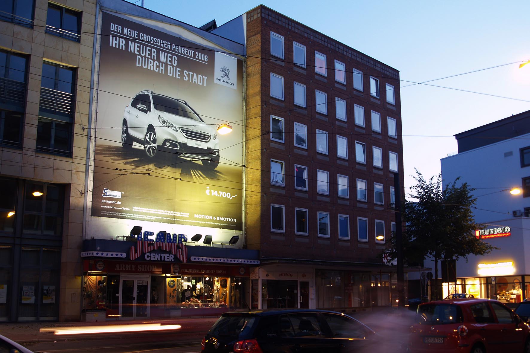 Peugeot Riesenposter in Bremen