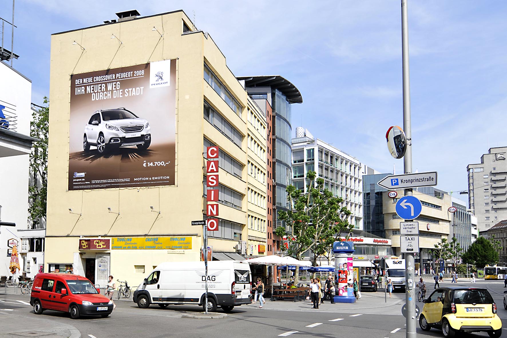 Peugeot Riesenposter Werbung in Stuttgart