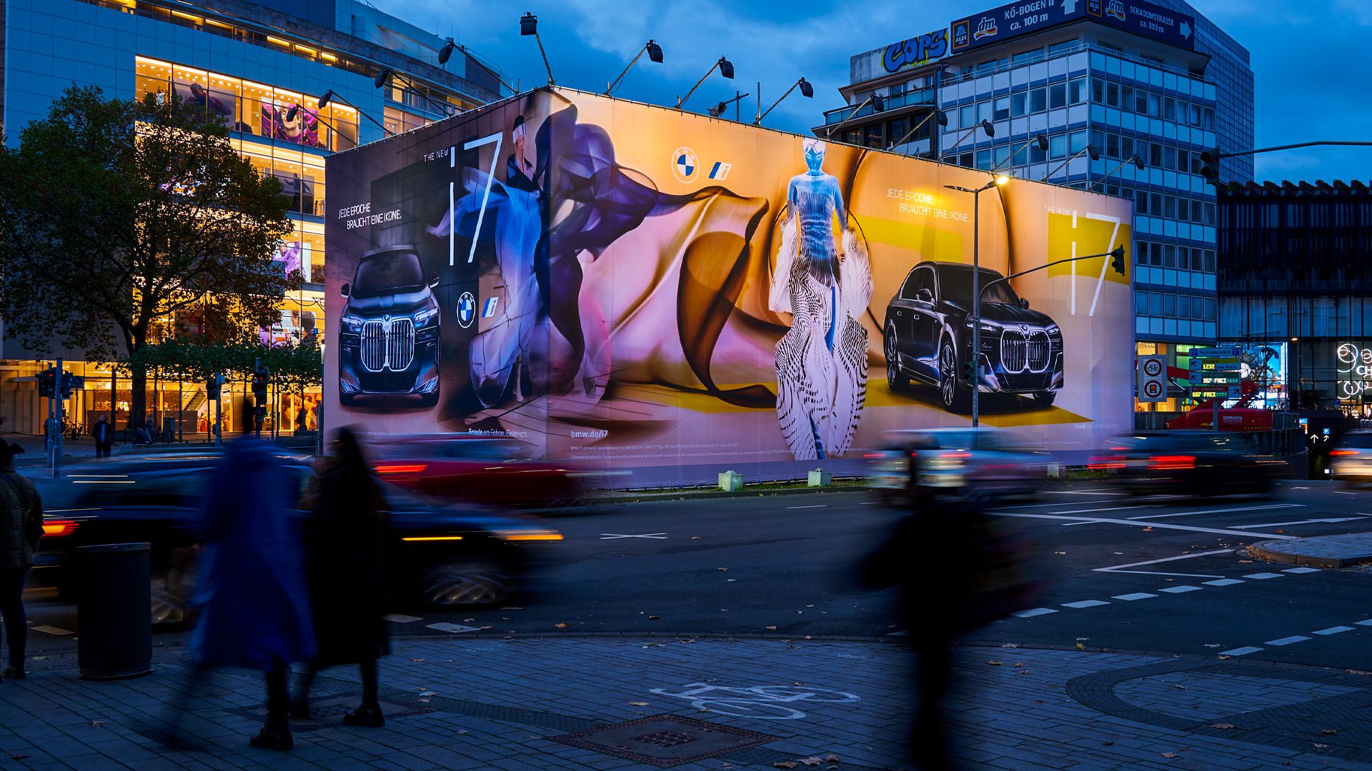 bmw_duesseldorf_the-giant-koe-bogen