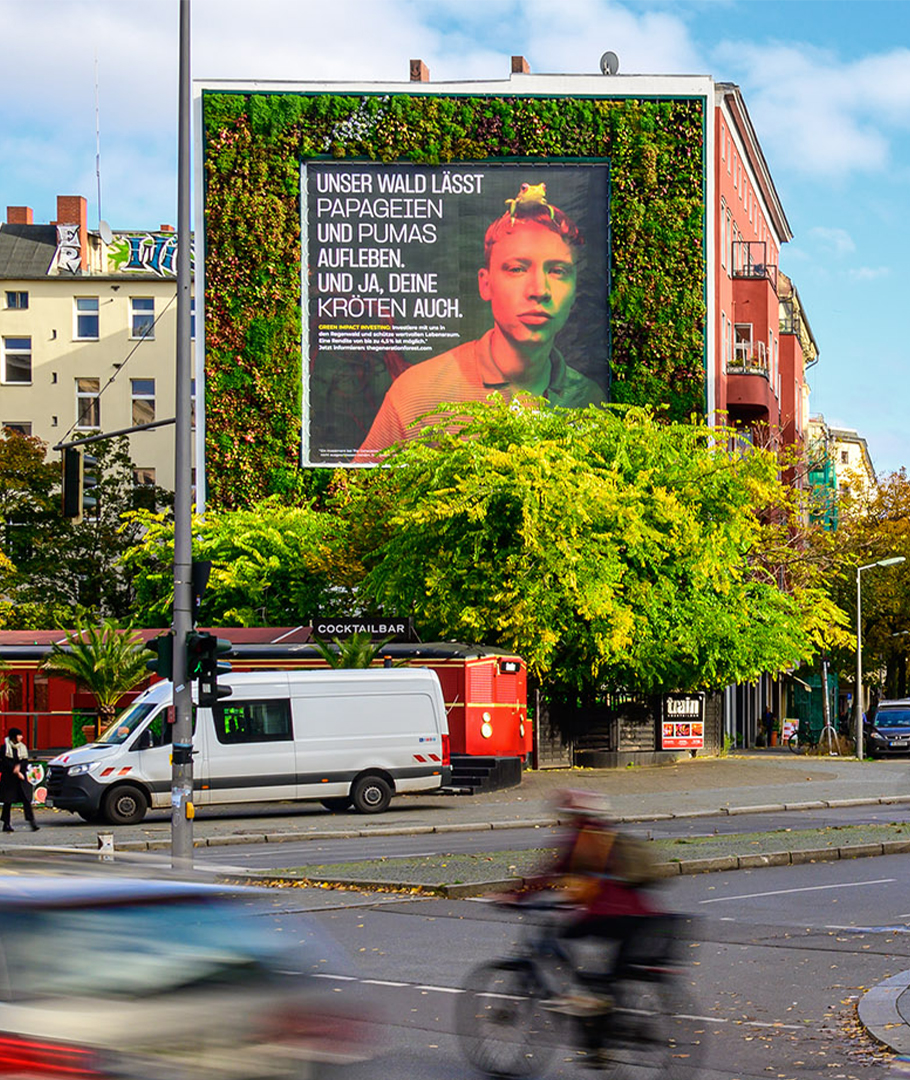 vertical-garden_gruene-plattform_grey-with-image