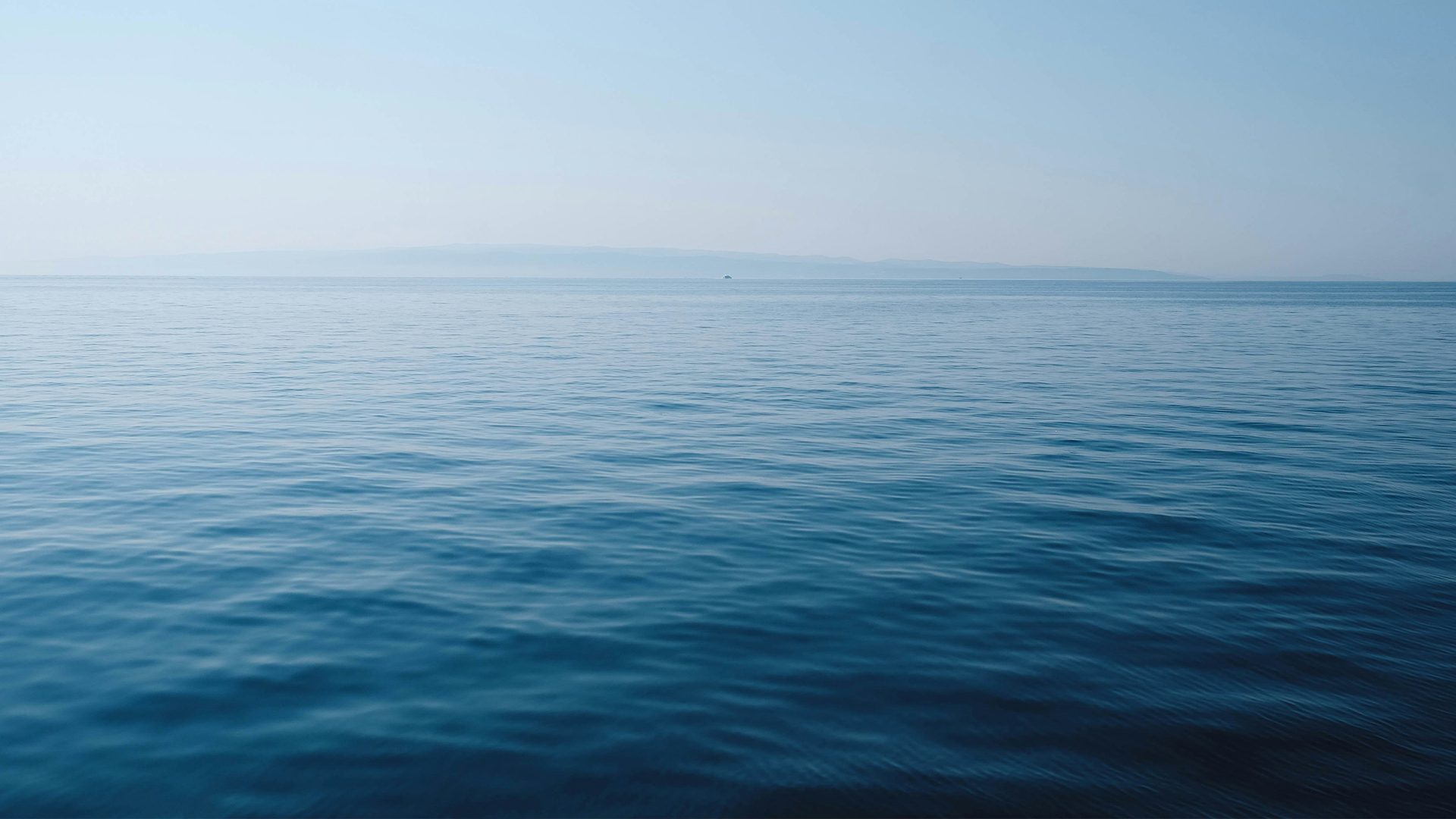 hero-blog_green-line-ocean_image